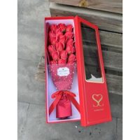 KOKULU KIRMIZI GÜL BUKETİ ( İTHAL )